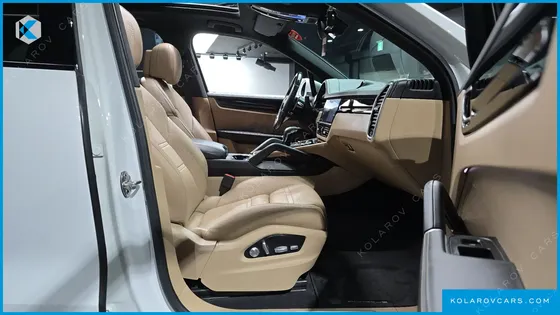 PORSCHE CAYENNE 3.0