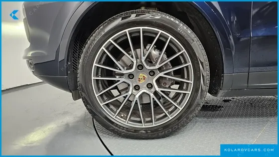 PORSCHE CAYENNE 3.0