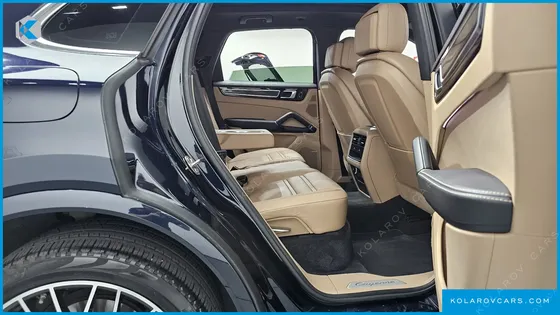 PORSCHE CAYENNE 3.0