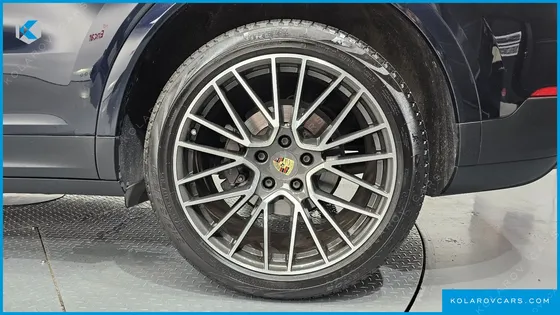 PORSCHE CAYENNE 3.0