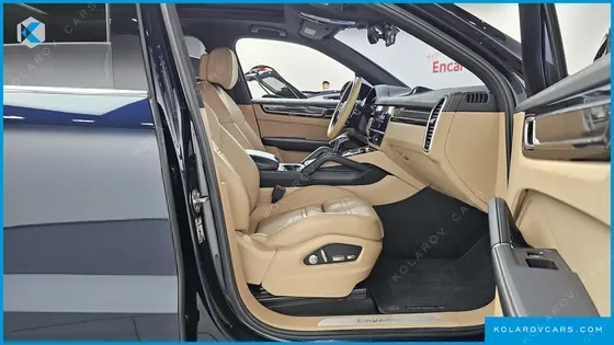 PORSCHE CAYENNE 3.0