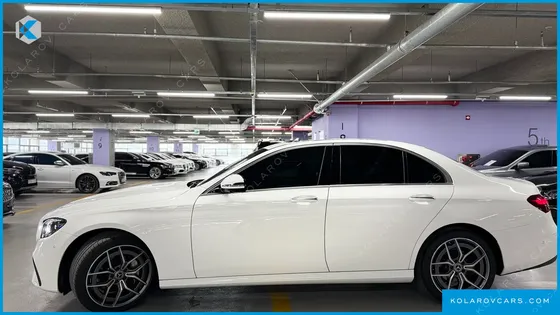 MERCEDES E-CLASS E220D 4MATIC AMG LINE