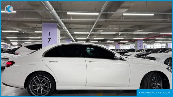 MERCEDES E-CLASS E220D 4MATIC AMG LINE