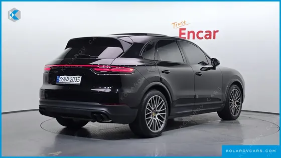 PORSCHE CAYENNE 3.0 PLATINUM EDITION