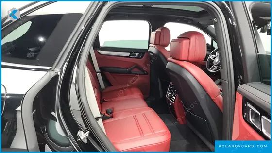 PORSCHE CAYENNE 3.0 PLATINUM EDITION
