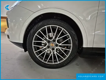 PORSCHE CAYENNE 3.0