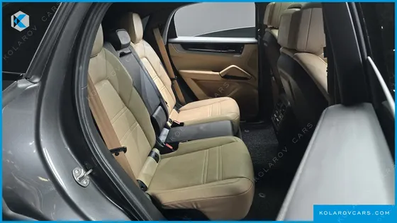 PORSCHE CAYENNE 3.0 COUPE