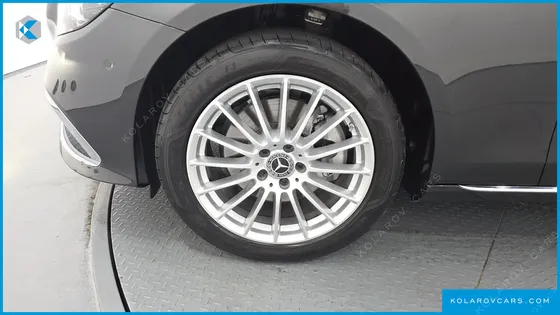 MERCEDES E-CLASS E220D 4MATIC EXCLUSIVE