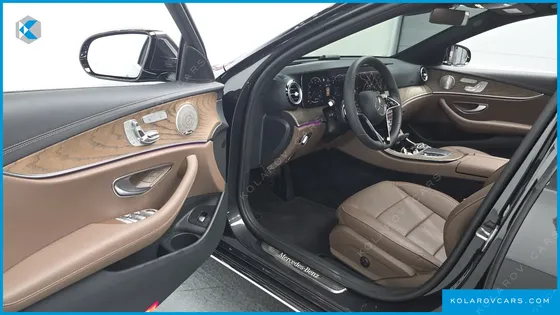 MERCEDES E-CLASS E220D 4MATIC EXCLUSIVE