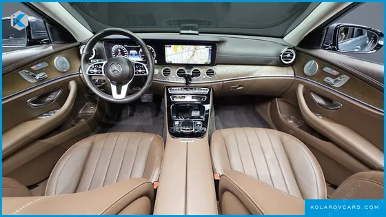 MERCEDES E-CLASS E300 4MATIC EXCLUSIVE