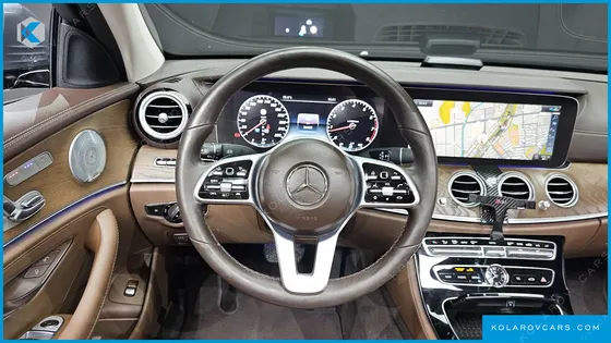 MERCEDES E-CLASS E300 4MATIC EXCLUSIVE