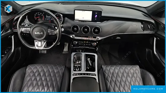 KIA STINGER 3.3 GT AWD