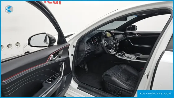 KIA STINGER 3.3 GT AWD