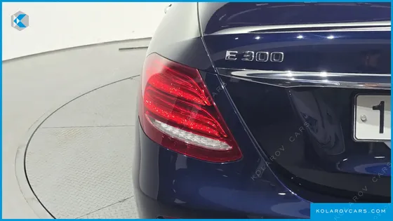 MERCEDES E-CLASS E300 AVANTGARDE