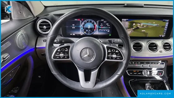 MERCEDES E-CLASS E300 4MATIC AMG LINE