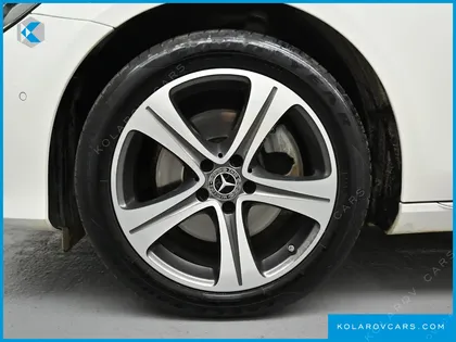 MERCEDES E-CLASS E220D AVANTGARDE