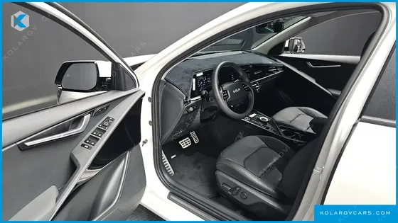 KIA NIRO EARTH
