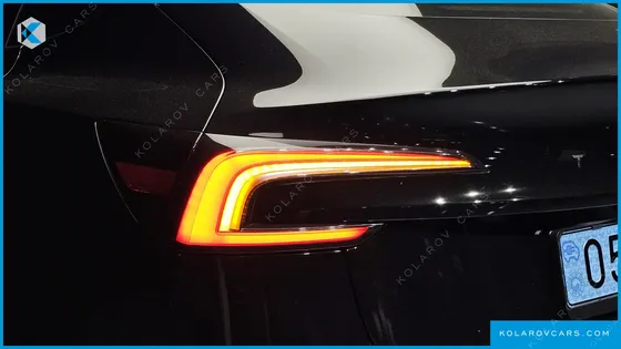 TESLA MODEL 3 RWD