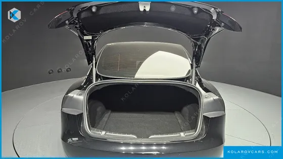 TESLA MODEL 3 RWD