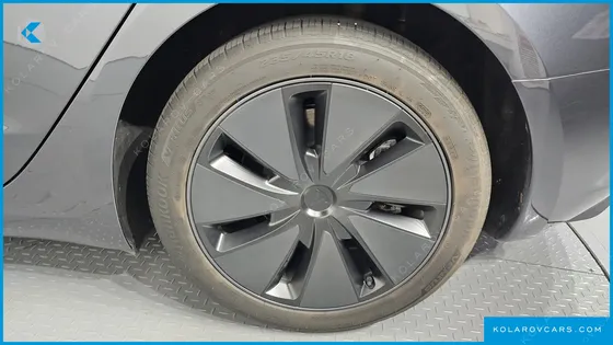 TESLA MODEL 3 RWD