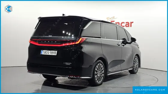 LEXUS LM 500H EXECUTIVE