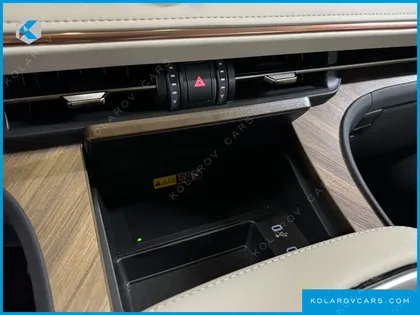 LEXUS LM 500H EXECUTIVE