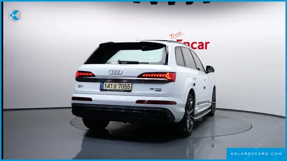 AUDI Q7 55 TFSI QUATTRO PREMIUM