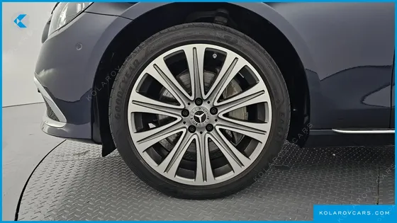 MERCEDES E-CLASS E300E 4MATIC EXCLUSIVE