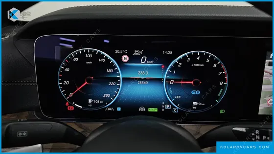 MERCEDES E-CLASS E300E 4MATIC EXCLUSIVE