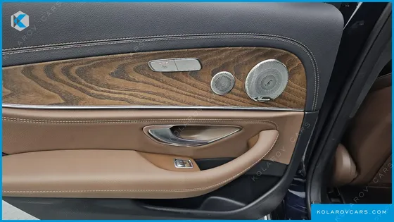MERCEDES E-CLASS E300E 4MATIC EXCLUSIVE