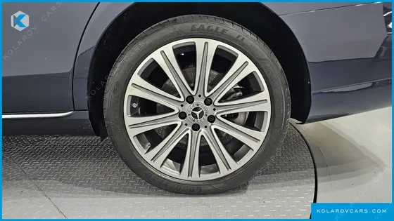 MERCEDES E-CLASS E300E 4MATIC EXCLUSIVE