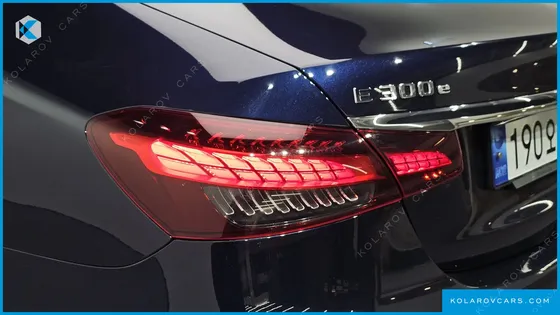 MERCEDES E-CLASS E300E 4MATIC EXCLUSIVE