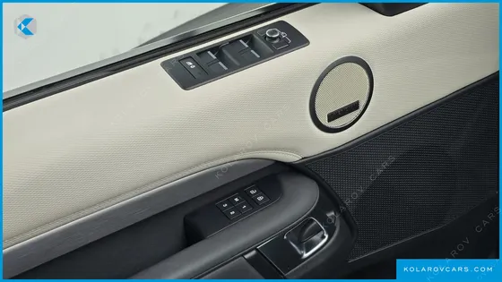 LAND ROVER DISCOVERY P360 R-DYNAMIC SE