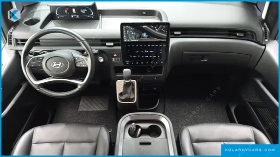 HYUNDAI STARIA HEV 1.6 CARGO 5-SEATER