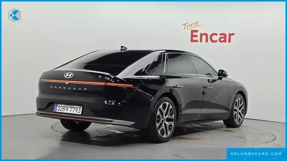 HYUNDAI GRANDEUR 2,5 GASOLINE 2WD