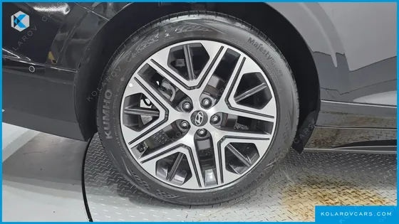 HYUNDAI GRANDEUR 2,5 GASOLINE 2WD