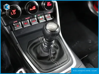 TOYOTA 86 2.4 PREMIUM