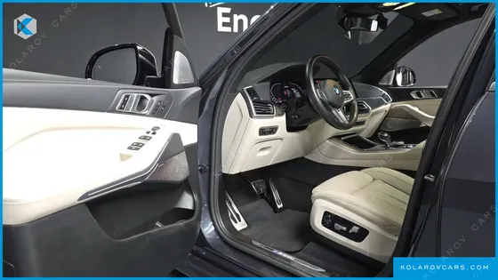 BMW X5 M50I