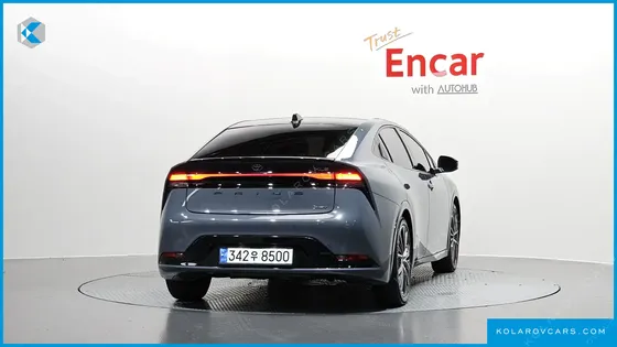 TOYOTA PRIUS 2.0 XLE