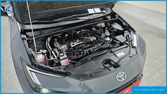 TOYOTA PRIUS 2.0 XLE