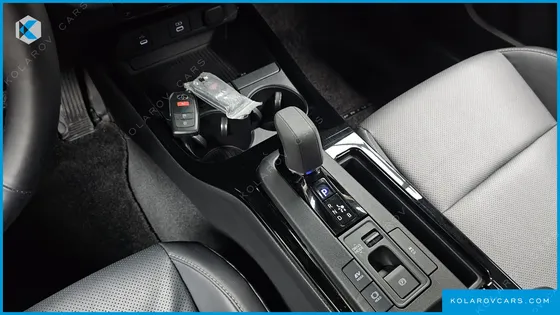 TOYOTA PRIUS 2.0 XLE