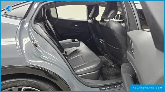 TOYOTA PRIUS 2.0 XLE
