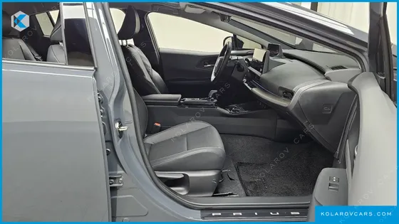 TOYOTA PRIUS 2.0 XLE