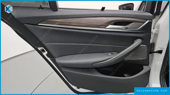 BMW 5 SERIES 530E LUXURY