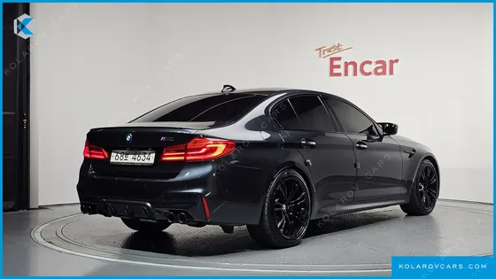 BMW M5 M5 SEDAN