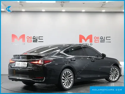 LEXUS ES EXECUTIVE