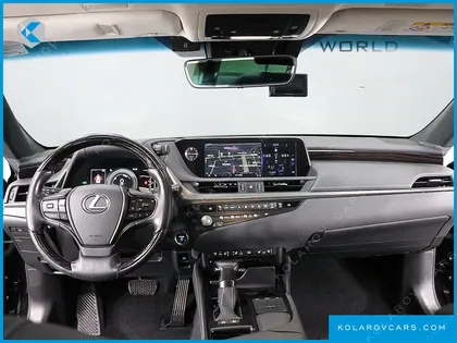 LEXUS ES EXECUTIVE
