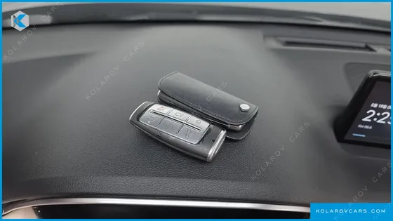 GENESIS GV70 2.5T GASOLINE 2WD
