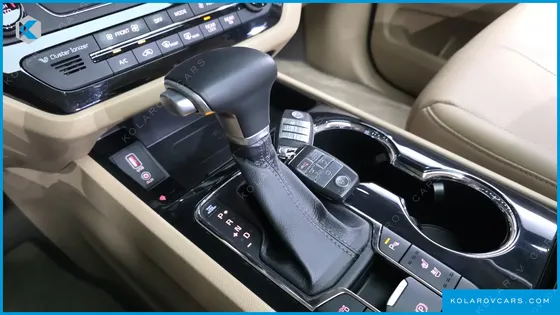 KIA CARNIVAL 9-SEATER NOBLESSE SPECIAL