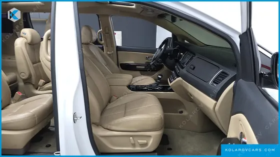 KIA CARNIVAL 9-SEATER NOBLESSE SPECIAL